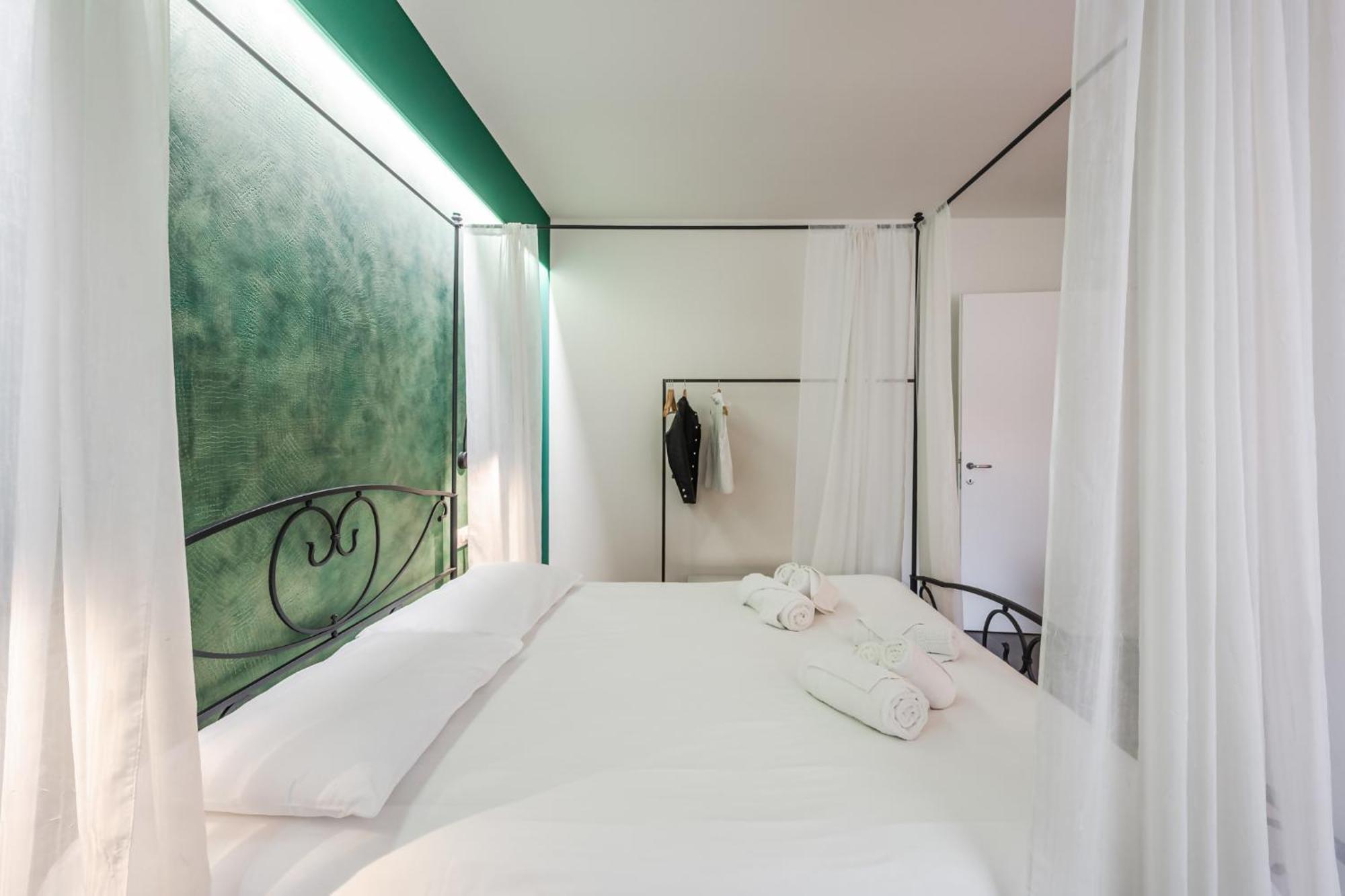 Infinity Suite Verona Free Parking 外观 照片